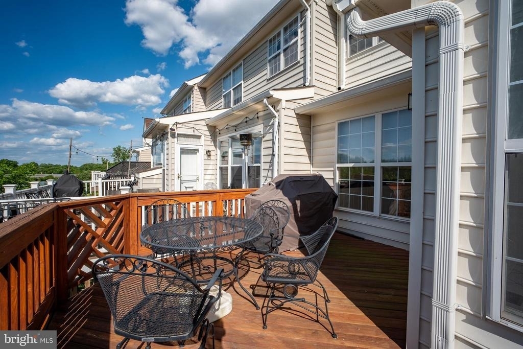 44094 Saxony Terrace - Photo 29