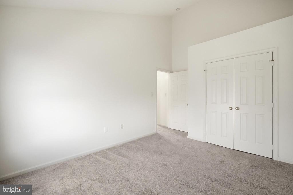44094 Saxony Terrace - Photo 42
