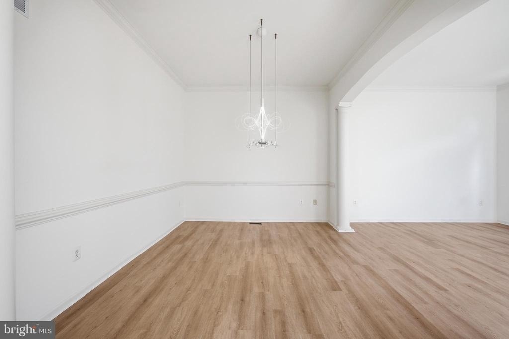 44094 Saxony Terrace - Photo 16