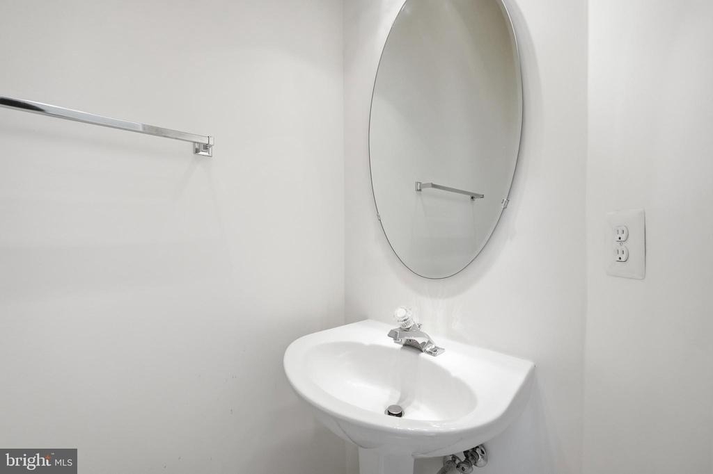 44094 Saxony Terrace - Photo 18