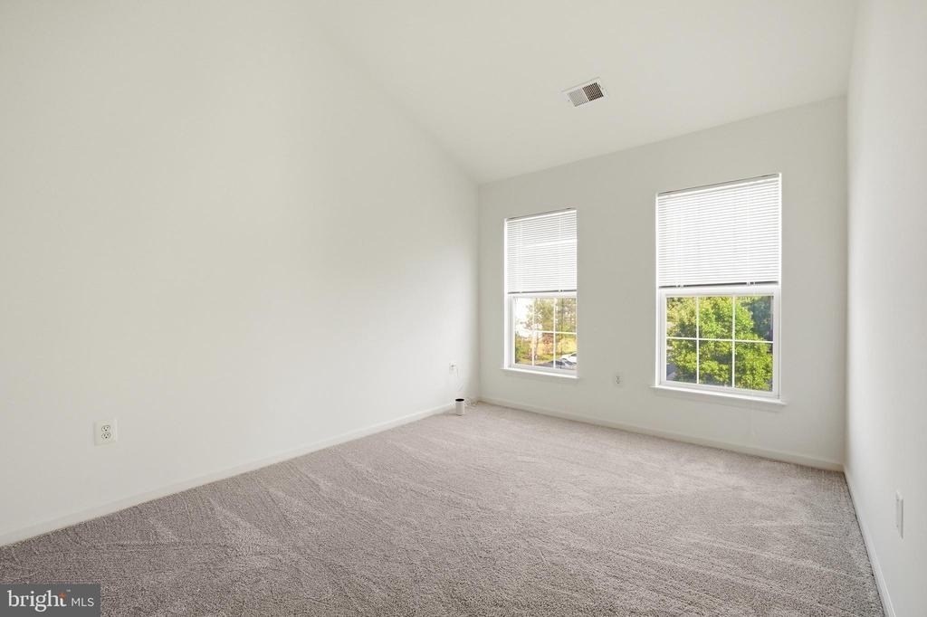 44094 Saxony Terrace - Photo 41