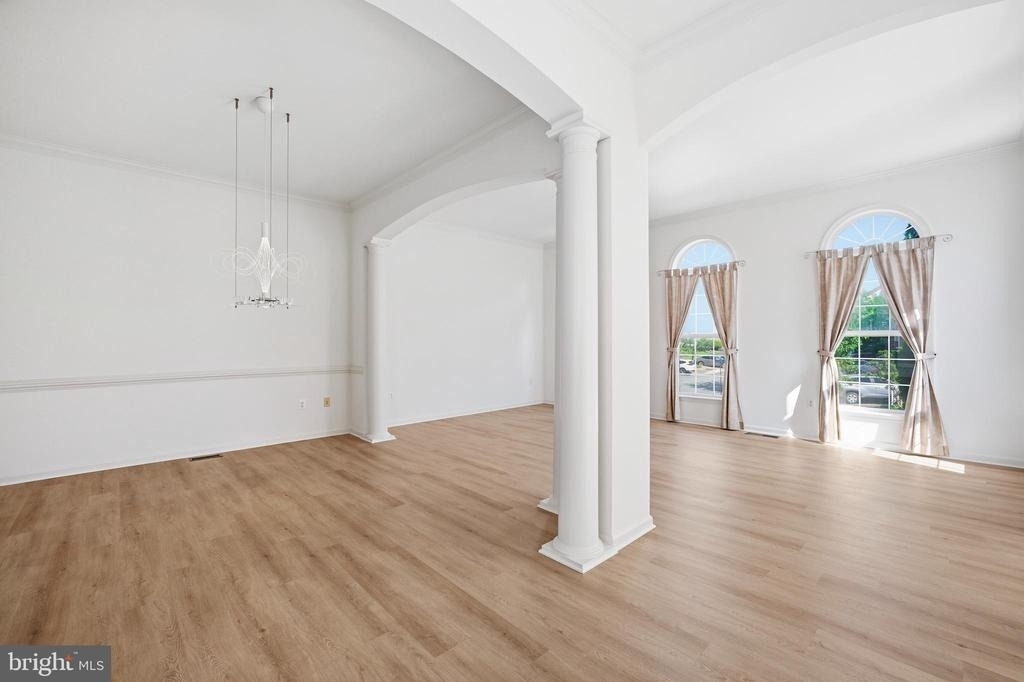 44094 Saxony Terrace - Photo 17