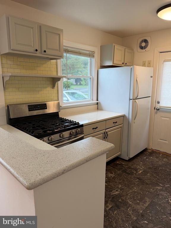 5608 Tremont Drive - Photo 3