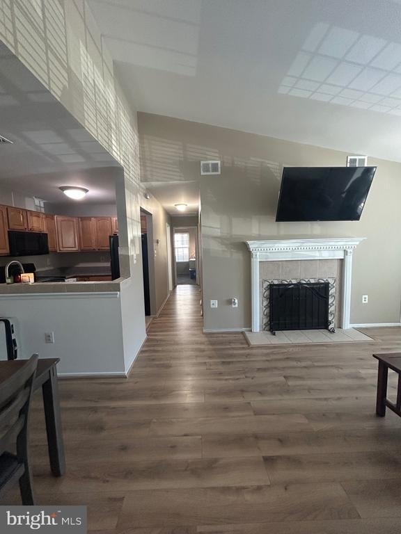 7804 Harrowgate Circle - Photo 2