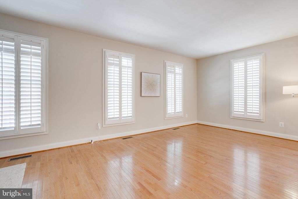 8320 Dockray Court - Photo 15