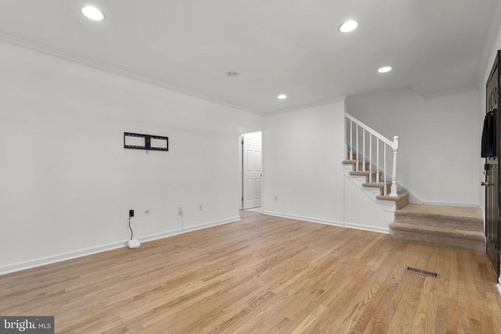 2407 Alsop Court - Photo 5