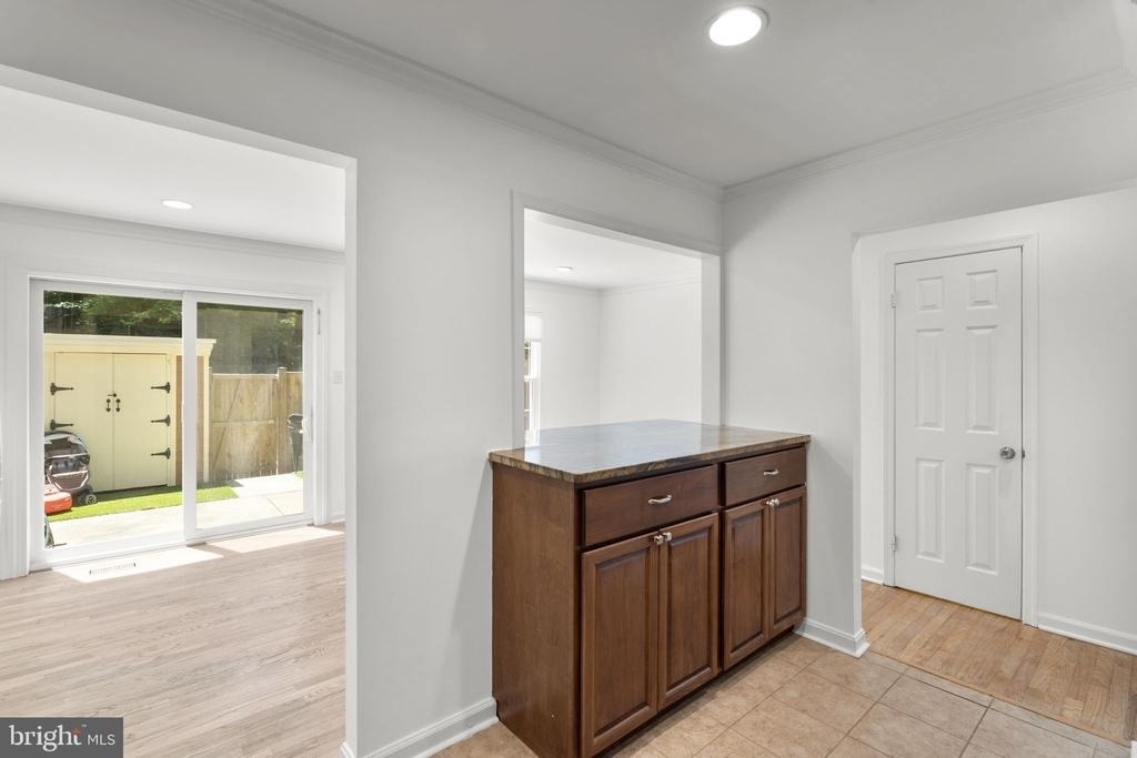 2407 Alsop Court - Photo 10