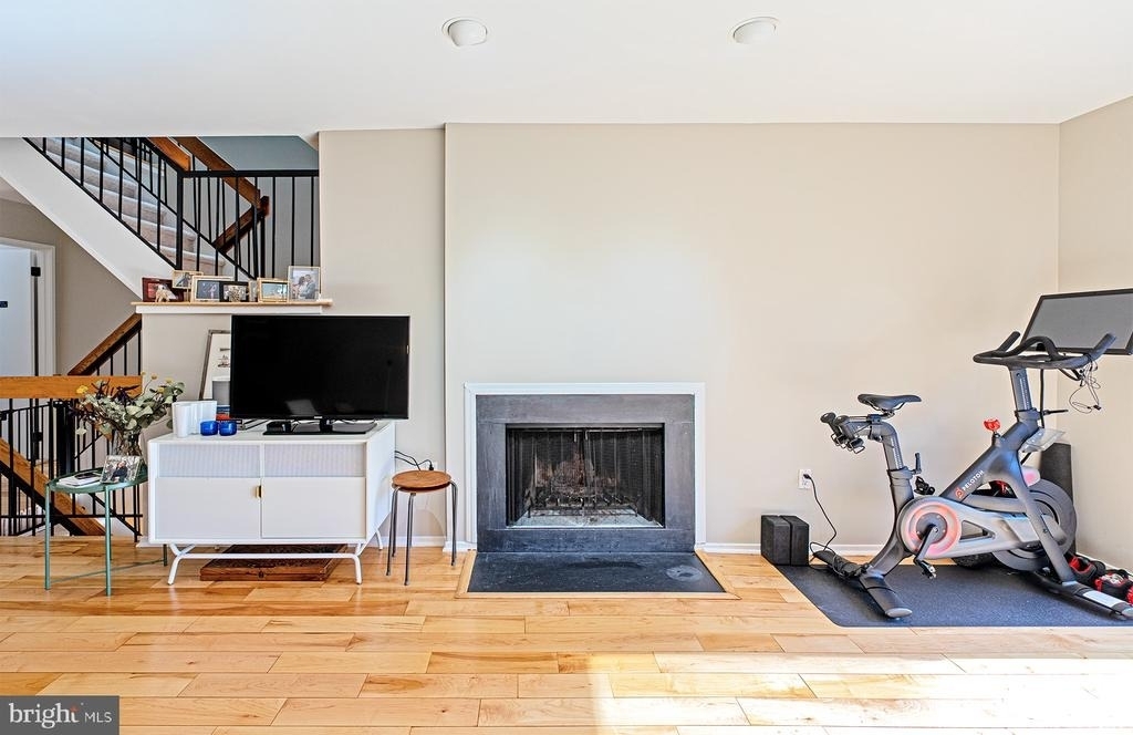 11502 Sunder Court - Photo 7