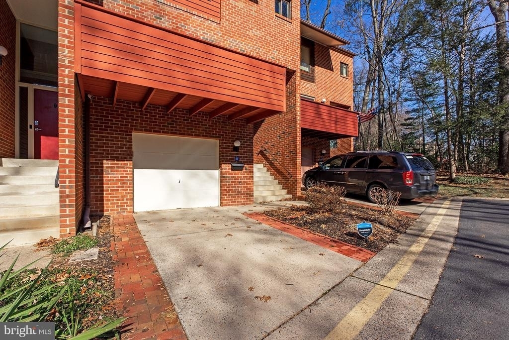 11502 Sunder Court - Photo 43