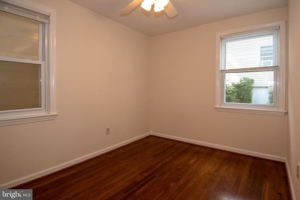 6733 Gouthier Road - Photo 19