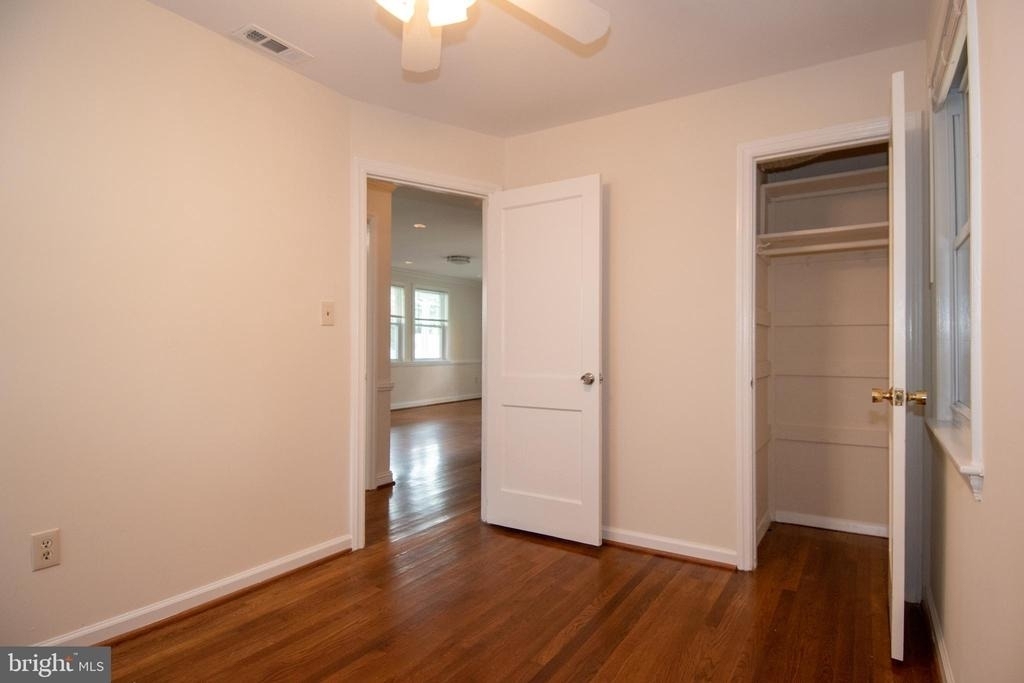 6733 Gouthier Road - Photo 18