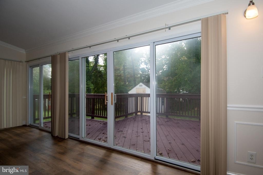 6733 Gouthier Road - Photo 23