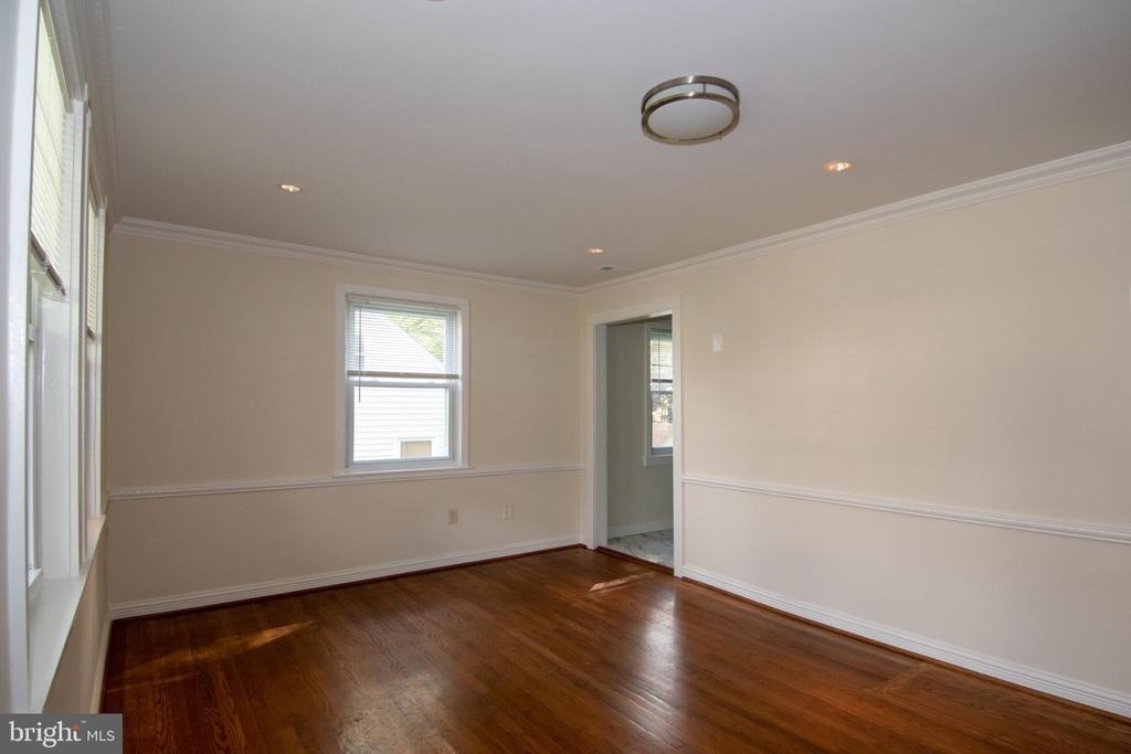 6733 Gouthier Road - Photo 4