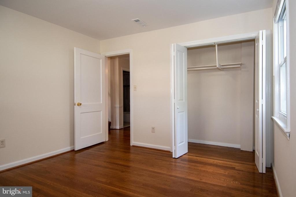 6733 Gouthier Road - Photo 15