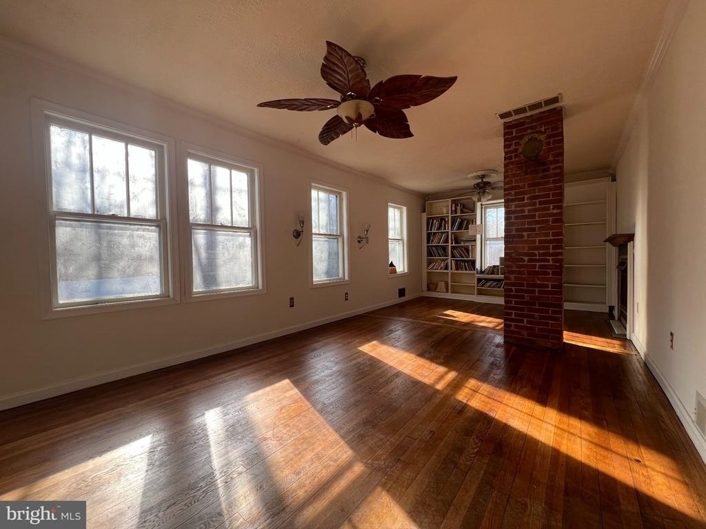 5810 Mount Vernon Drive - Photo 2