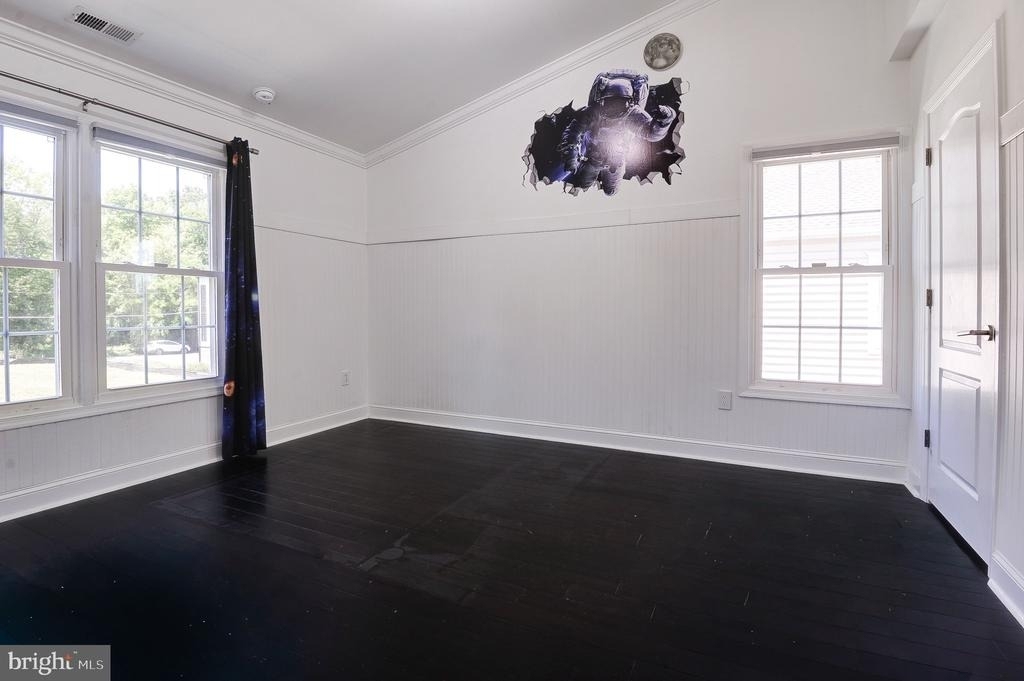 1628 Great Falls Street - Photo 44