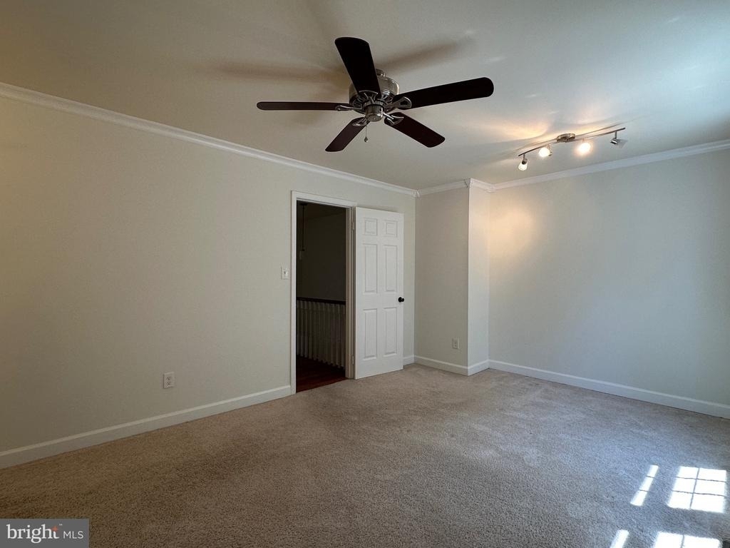 6809 Mclean Province Circle - Photo 16