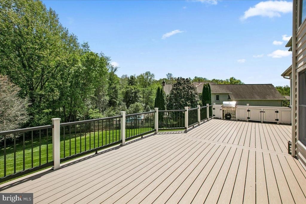 10243 Brittenford Drive - Photo 3