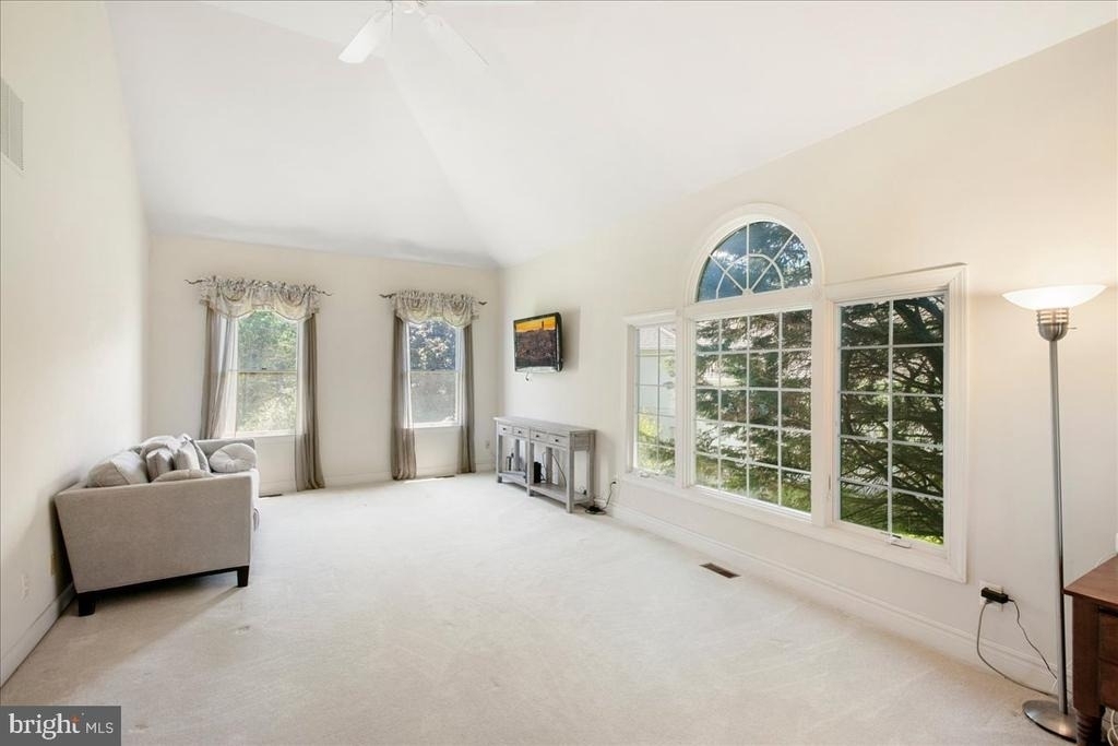 10243 Brittenford Drive - Photo 11
