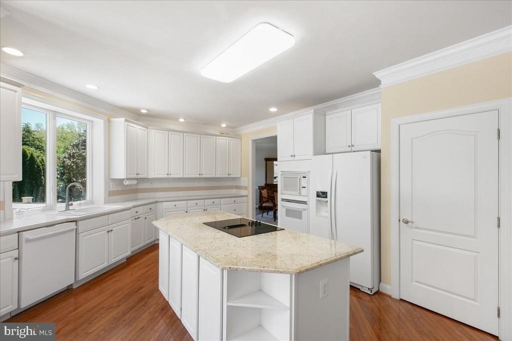 10243 Brittenford Drive - Photo 18