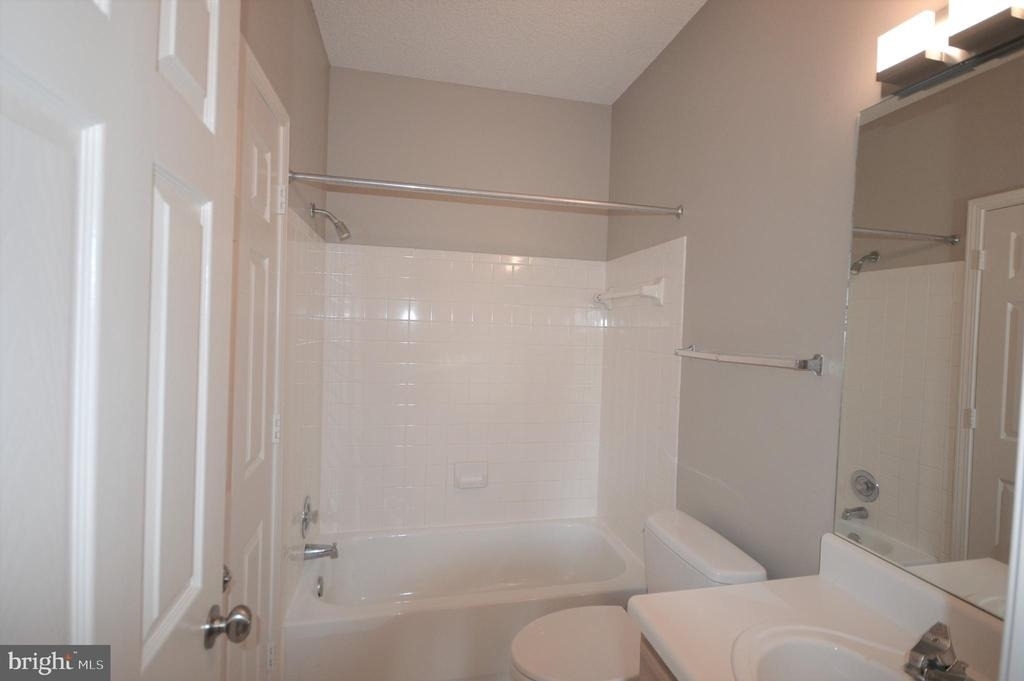 13058 Autumn Woods Way - Photo 17