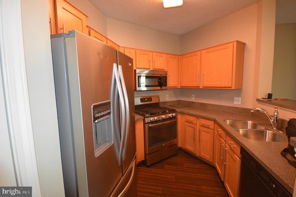 13058 Autumn Woods Way - Photo 10