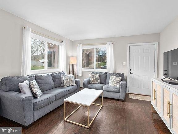3107 Linden Avenue - Photo 2