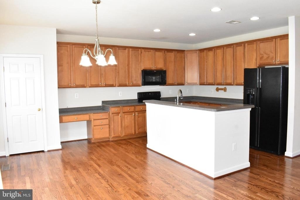 1310 Walker Drive - Photo 6