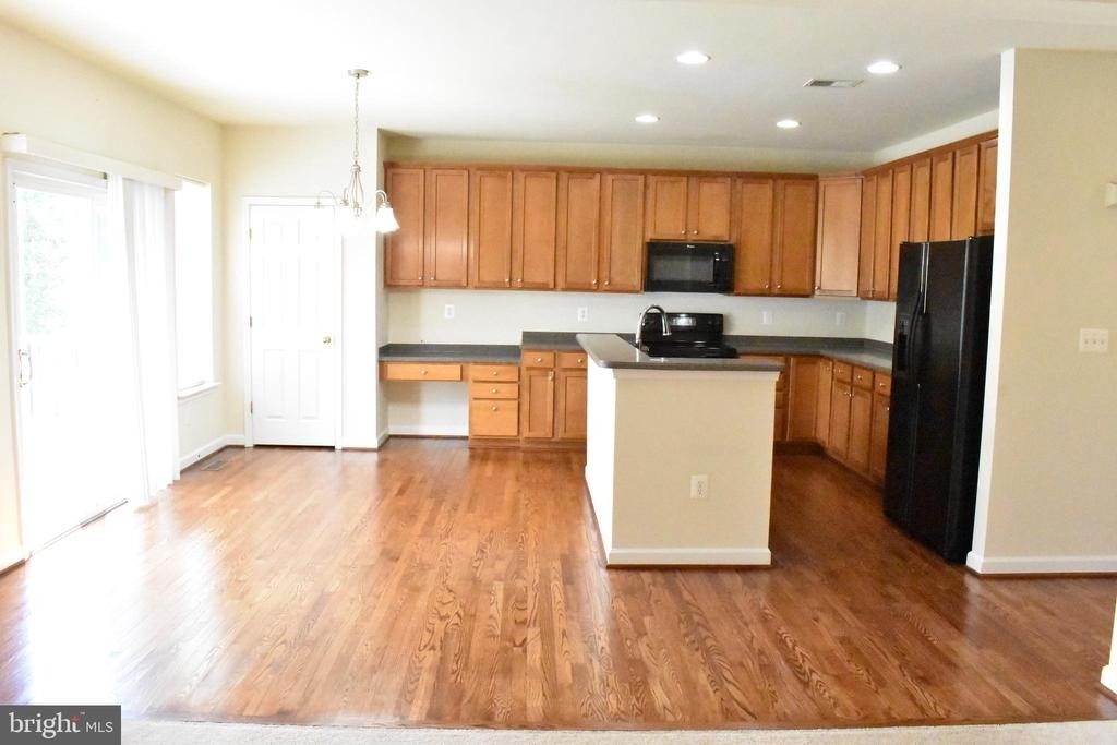 1310 Walker Drive - Photo 7