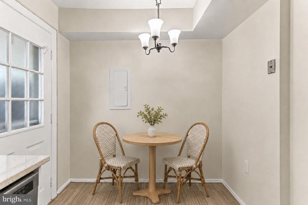 104 W Annandale Road - Photo 11