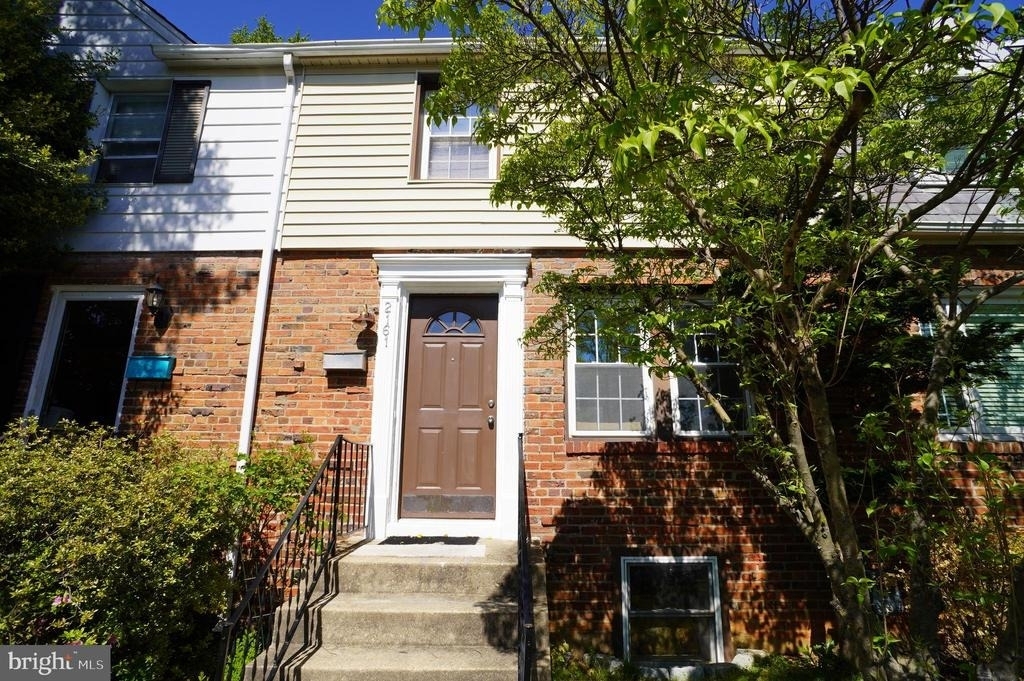 2161 N Brandywine Street - Photo 0