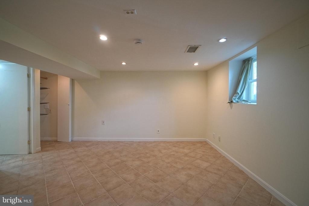2161 N Brandywine Street - Photo 6