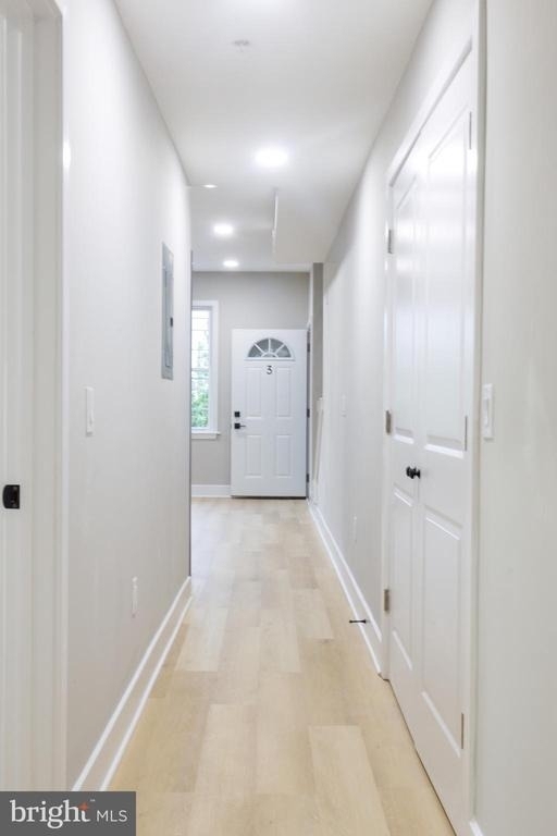 1201 Lindley Avenue - Photo 25
