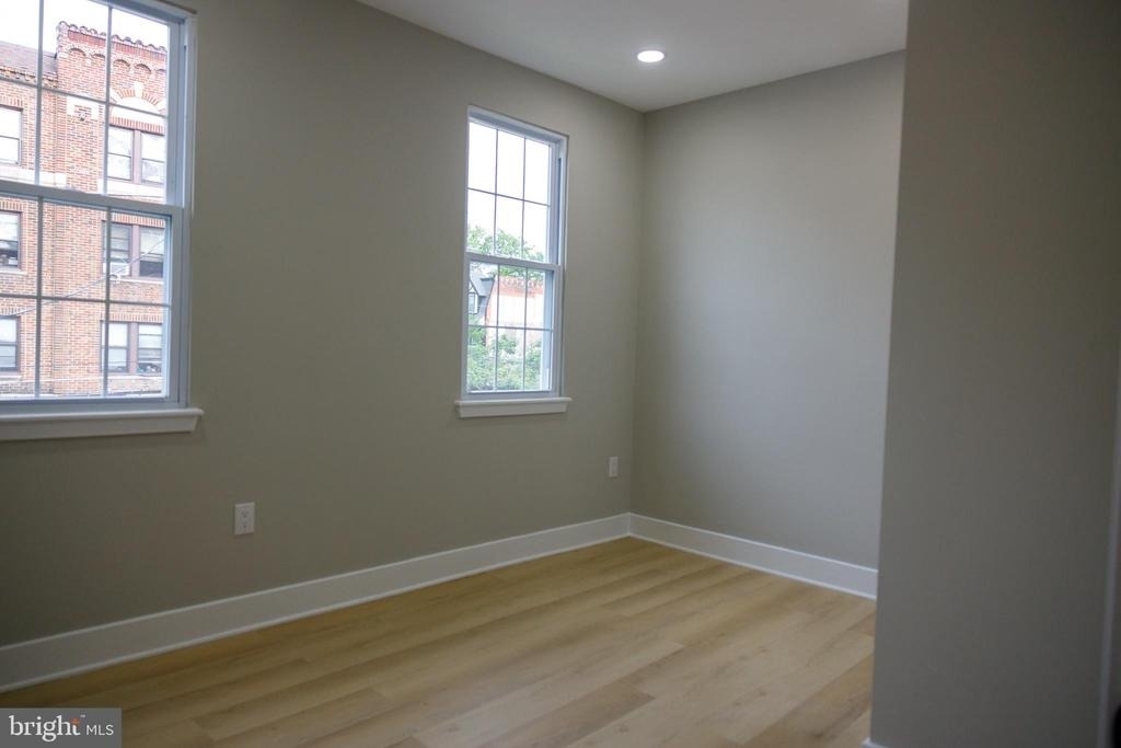 1201 Lindley Avenue - Photo 21