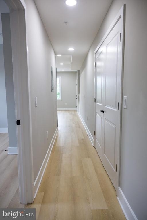 1201 Lindley Avenue - Photo 9