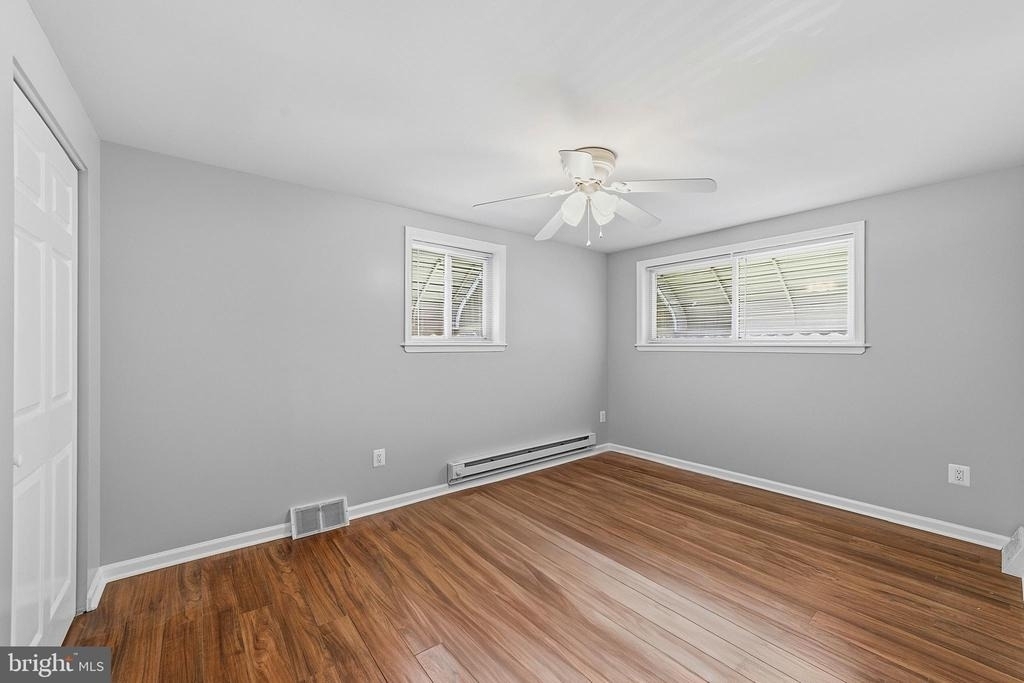 1135 W Thompson Street - Photo 8