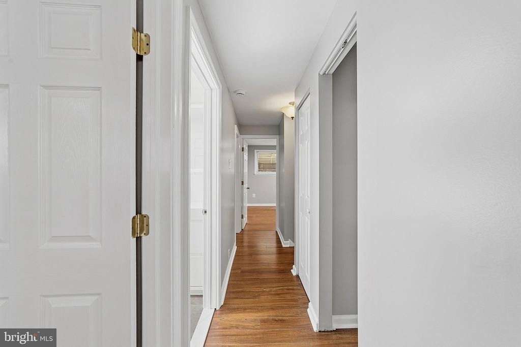 1135 W Thompson Street - Photo 14