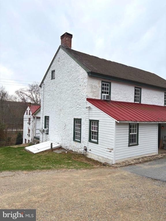 3380 Coventryville Road - Photo 2