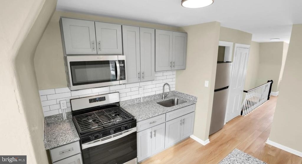 413 Gay Street - Photo 2