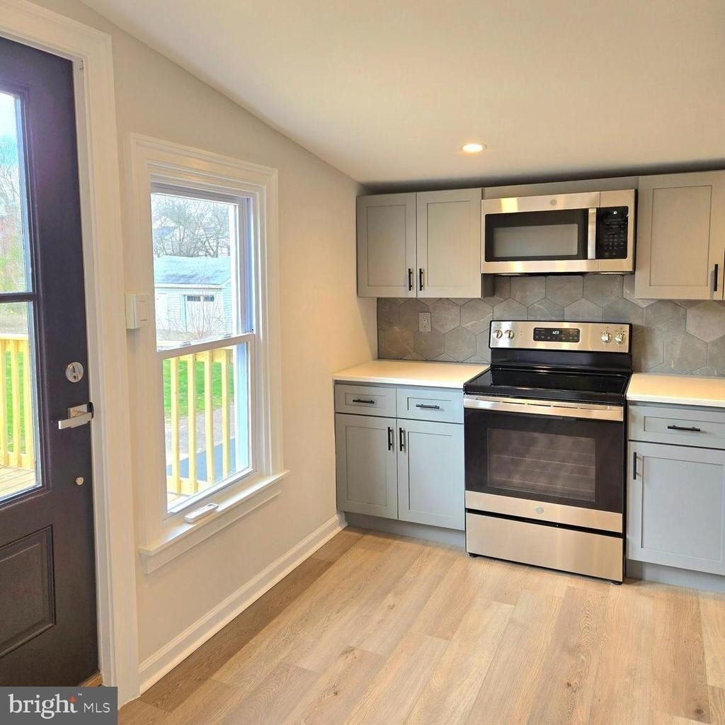 119 Chestnut Street - Photo 0