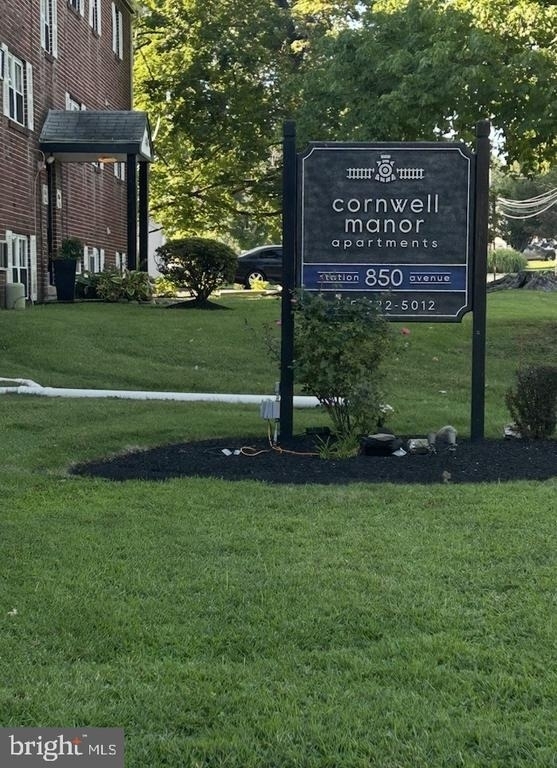 850 Station Avenue - Photo 2