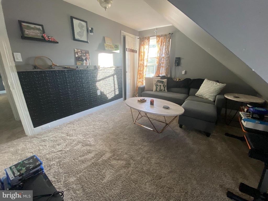 130 E Marshall Avenue - Photo 17
