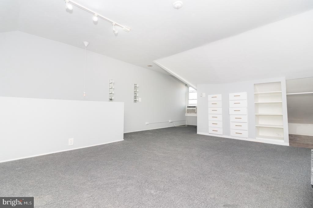 635 Chambers Street - Photo 20