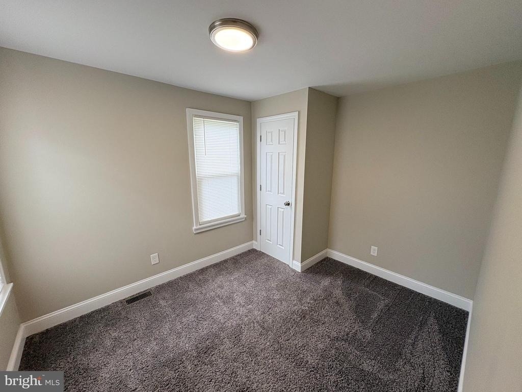 806 High Street - Photo 6