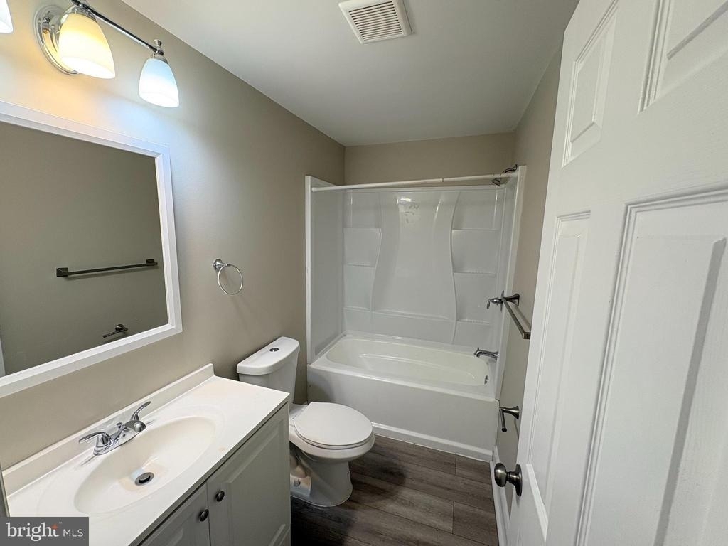 806 High Street - Photo 5