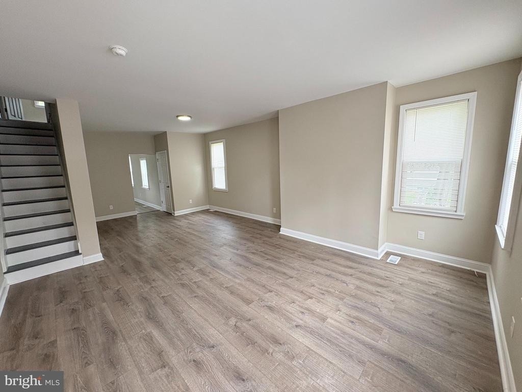 806 High Street - Photo 1
