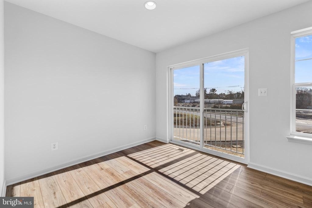 464 Peleton Street - Photo 11