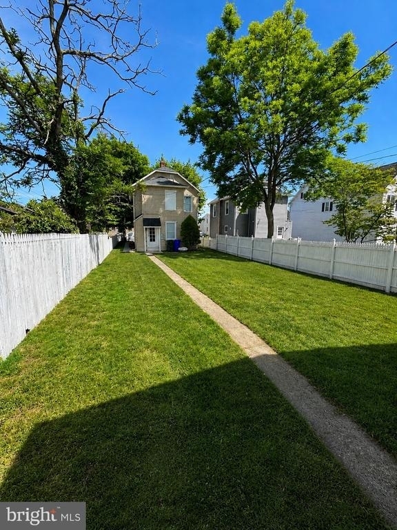 909 Corbett Street - Photo 25