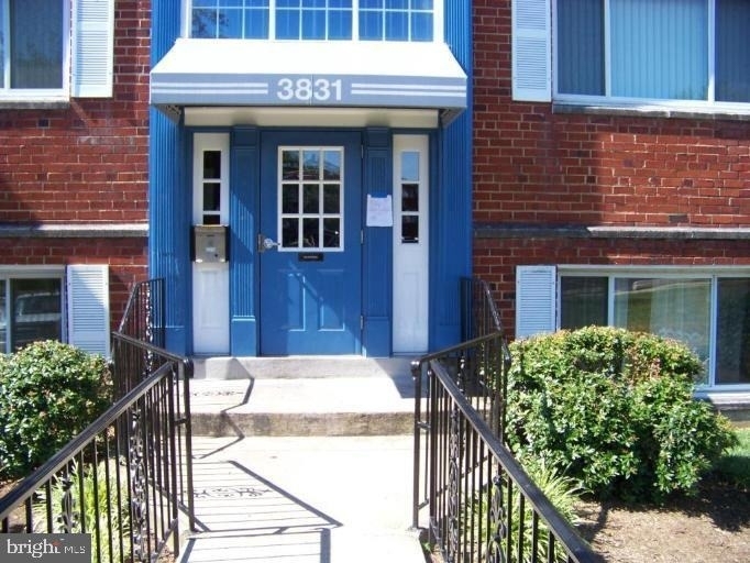 3831 Hamilton Street - Photo 0