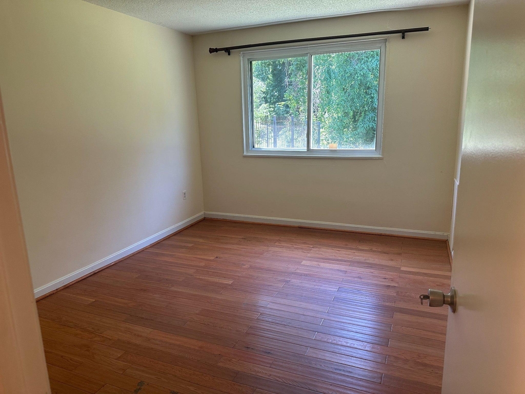 3831 Hamilton Street - Photo 5
